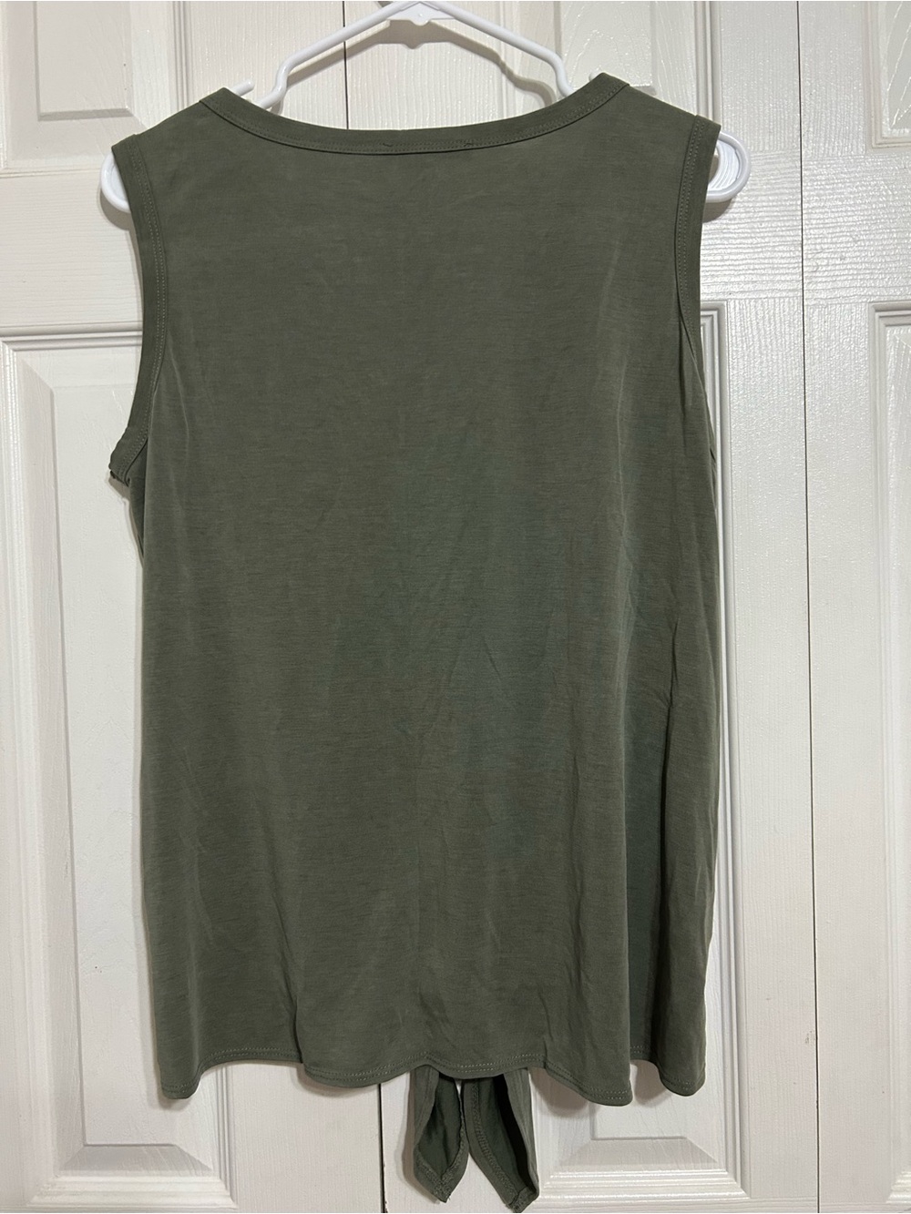 Green Envelope Olive Tie-Front Sleeveless Camisole - Picture 2 of 5